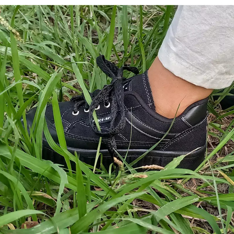 کتونی پیاده روی