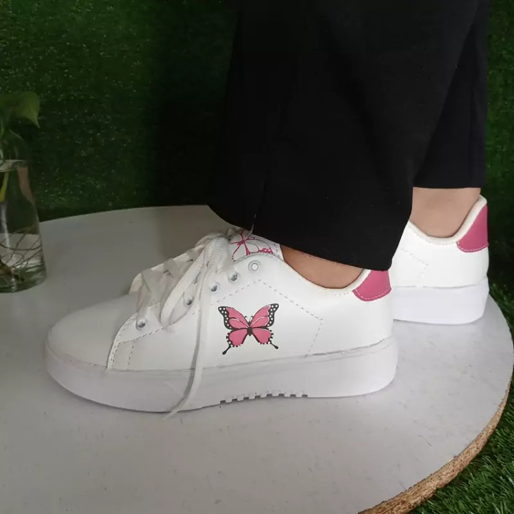 کتونی زنانه