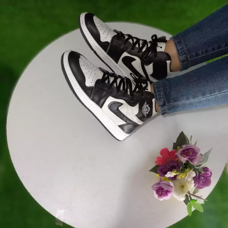 کتونی دخترانه