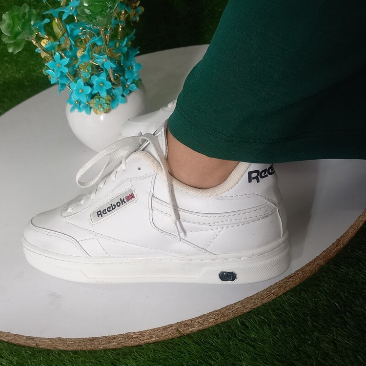 کتونی زنانه