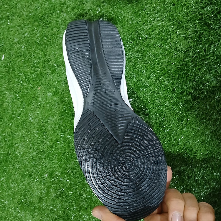 کتونی نایک زوم