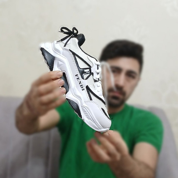 کتونی لژدار