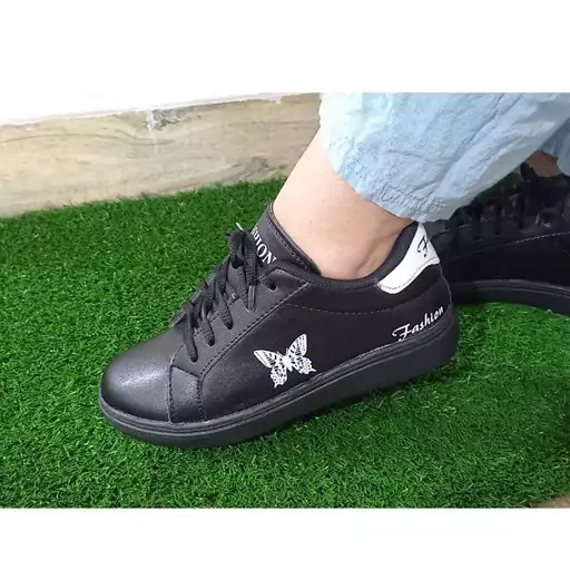 کتونی طرح دار