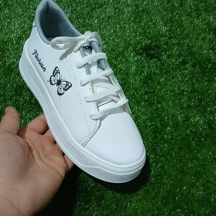 کتونی زنانه