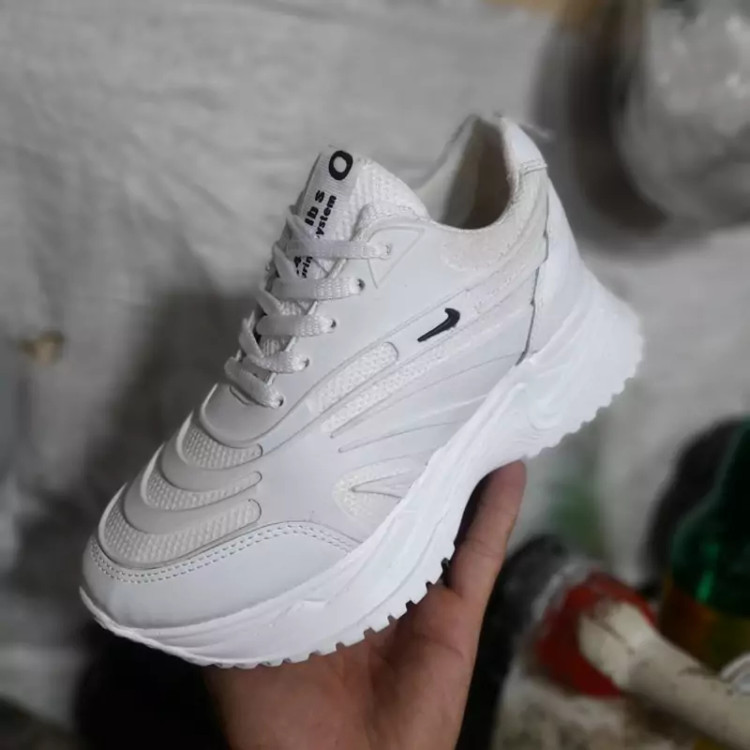 کتونی نایک سفید