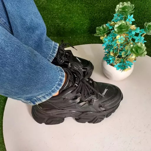 کتونی پیاده روی