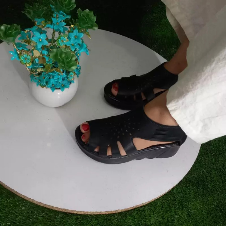 صندل دخترانه