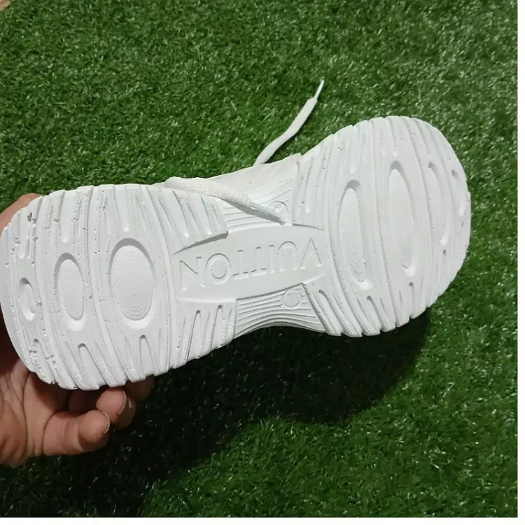 کتونی زنانه