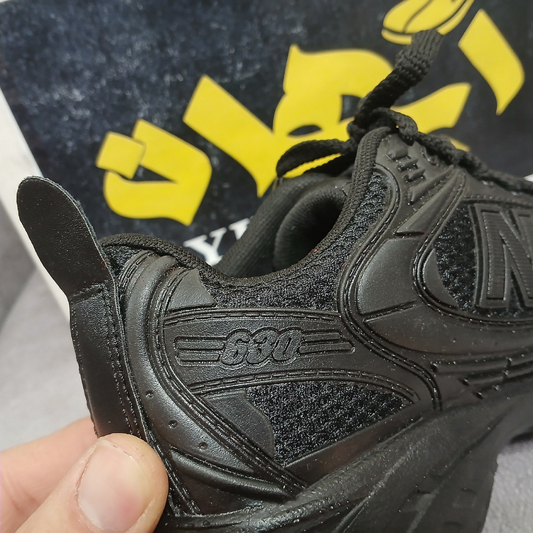 کتونی زنانه مشکی