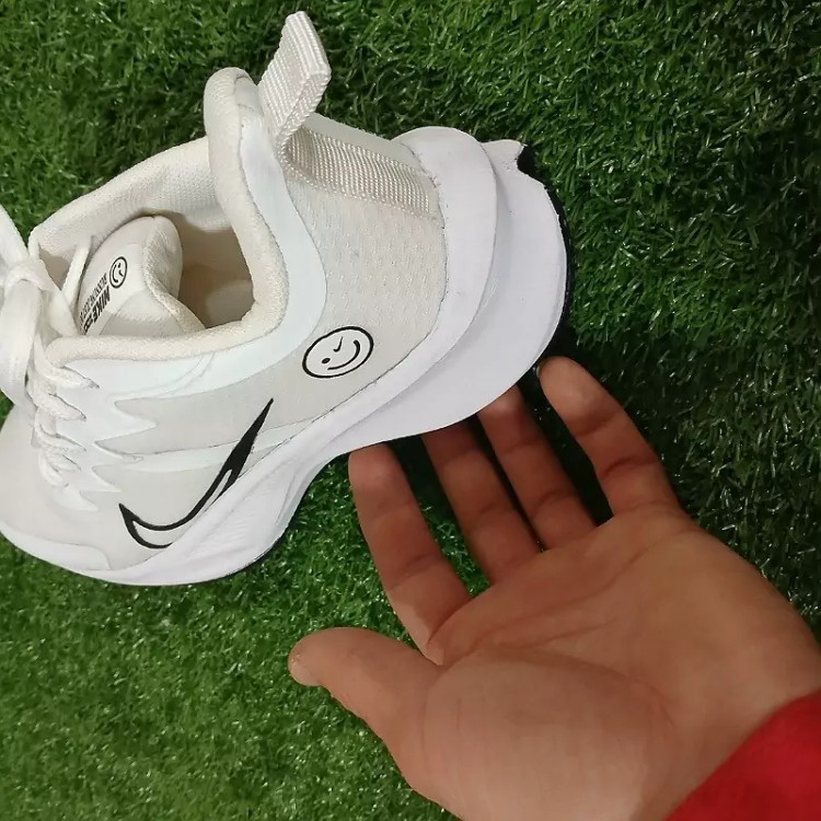 کتونی جورابی