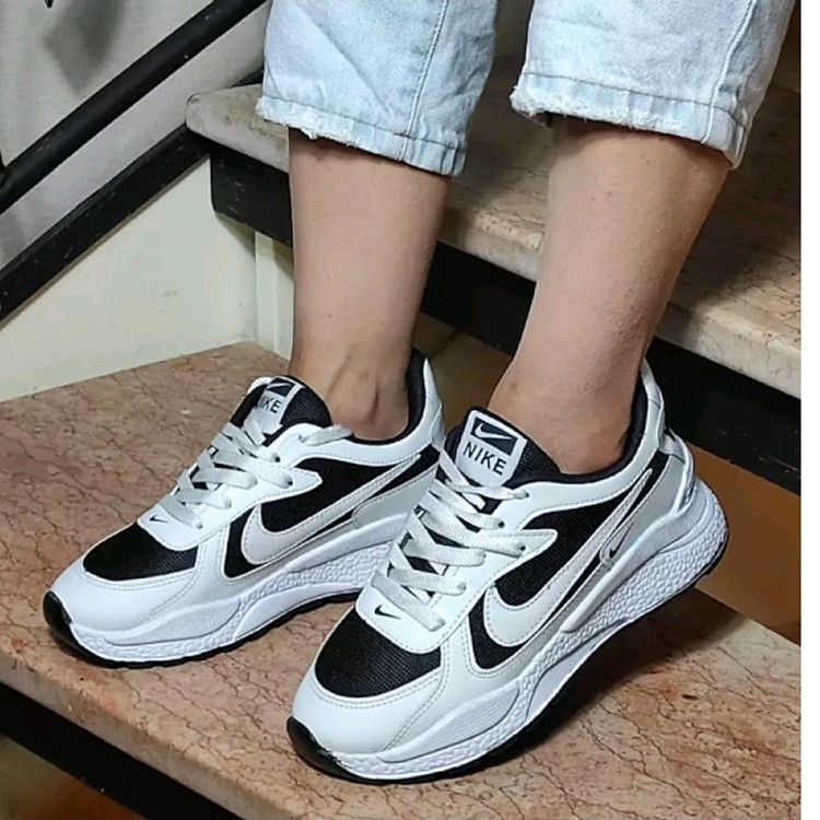 کتونی لژدار