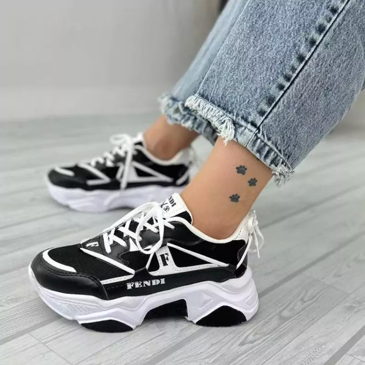 کتونی پیاده روی زنانه فندی