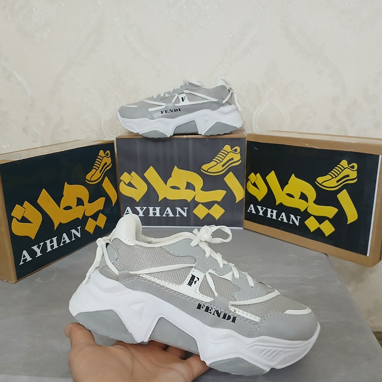 کتونی لژدار