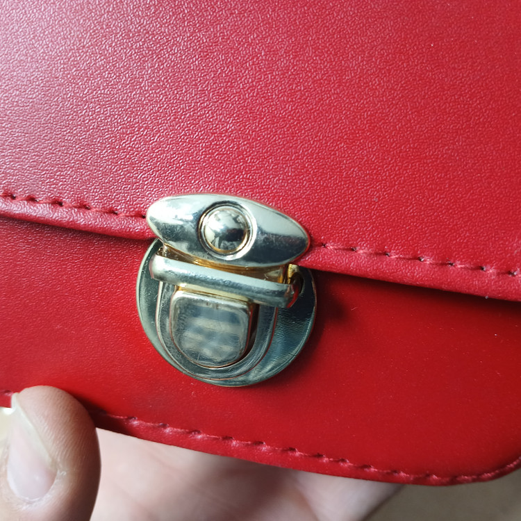 کیفدپاسپورتی