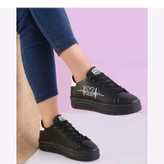 کتونی پیاده روی