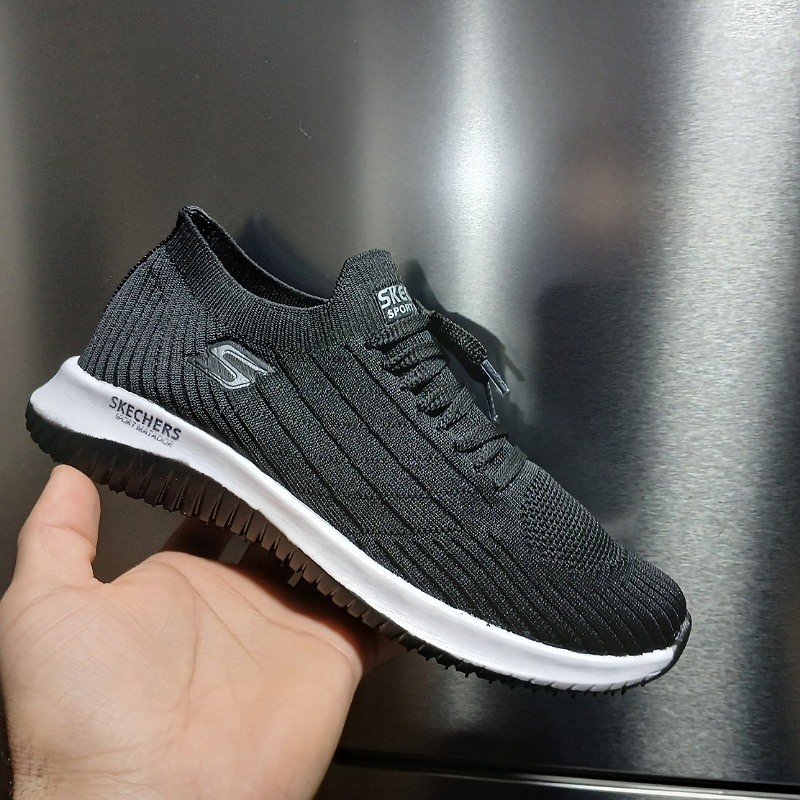 کتونی پیاده روی زنانه اسکیچرز skechers کد ۱۶۶