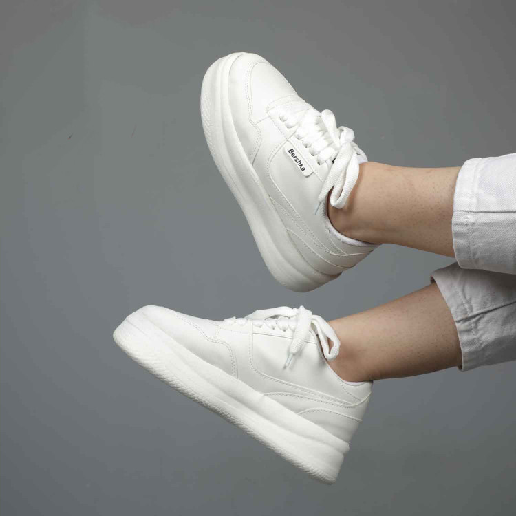 کتونی برشکا