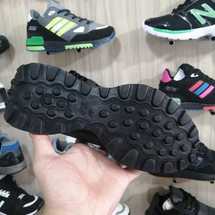 کتونی آج دار