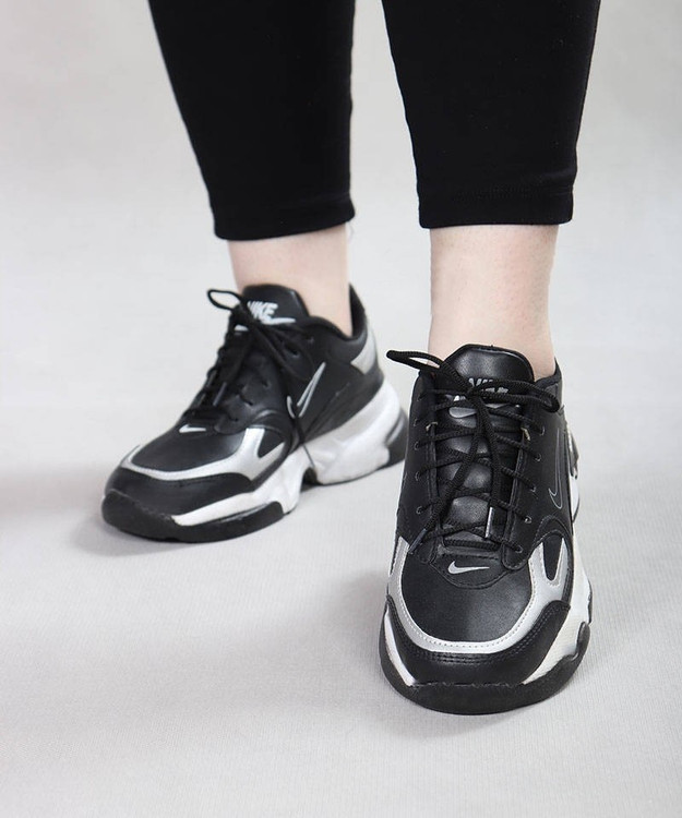 کتونی لژدار