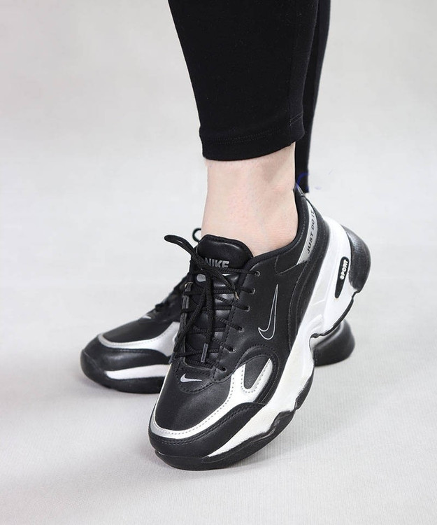 کتونی پیاده روی