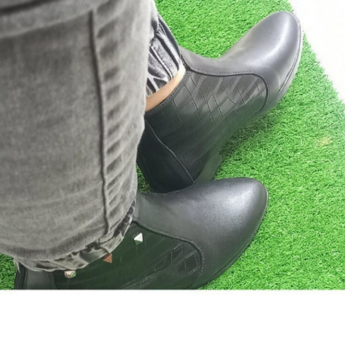 نیمبوت زنانه