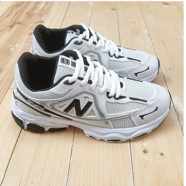 کتونی پسرانه