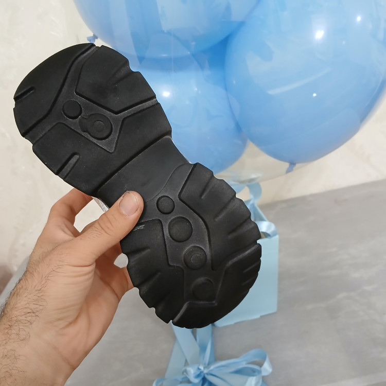 کتونی لژدار