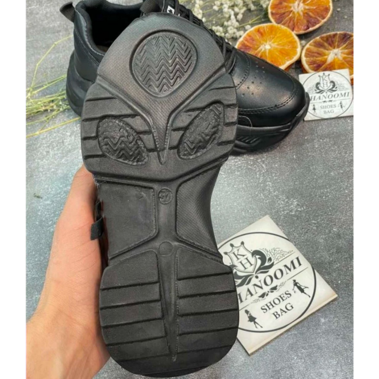 کتونی لژدار