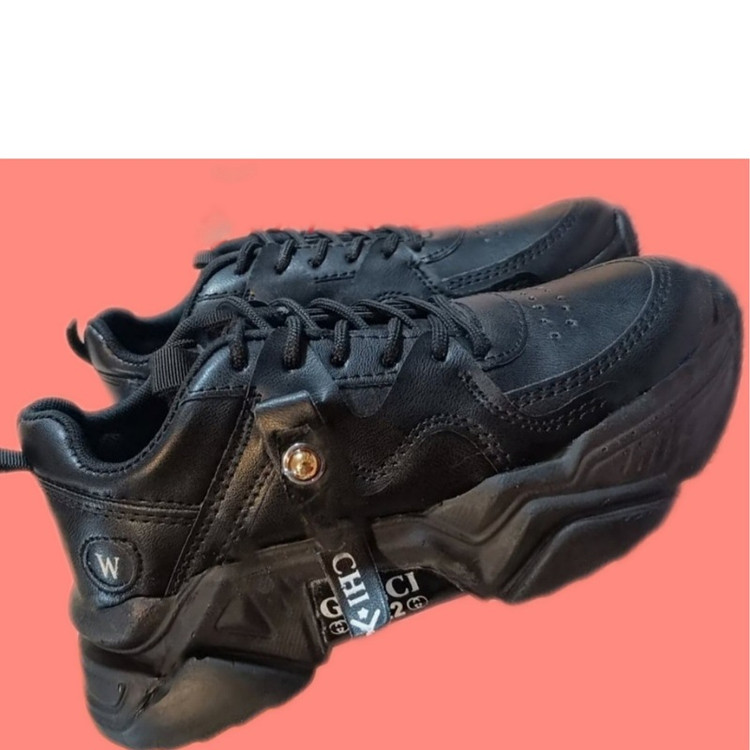 کتونی زنانه