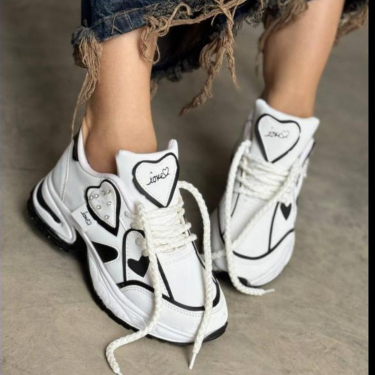 کتونی زنانه