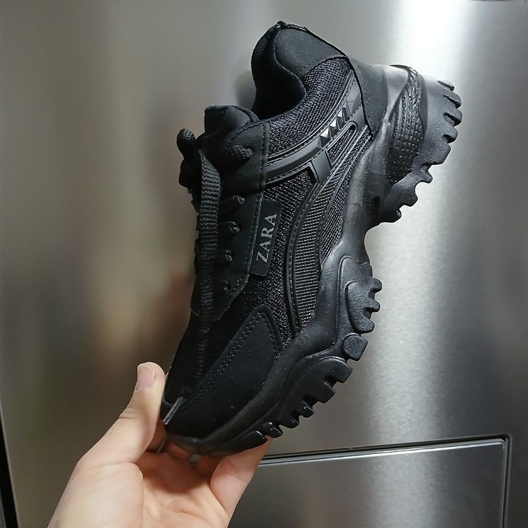 کتونی پیاده روی