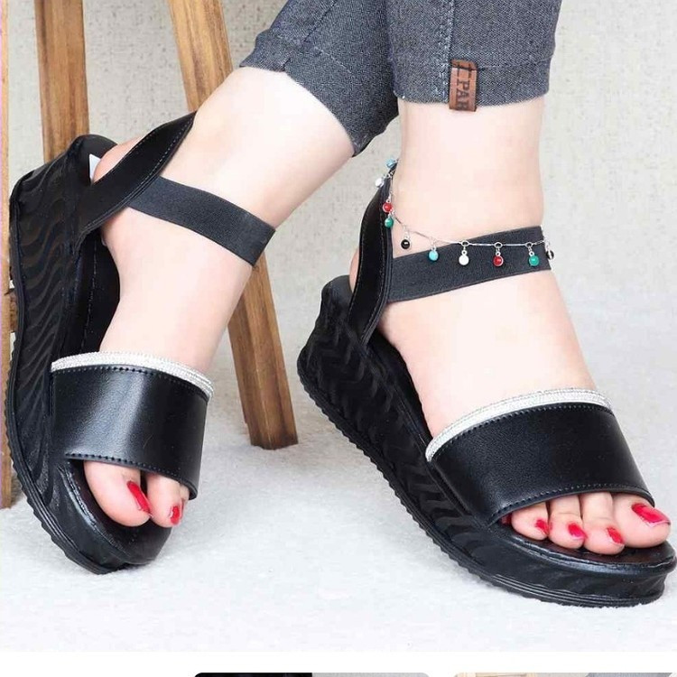 صندل زنانه