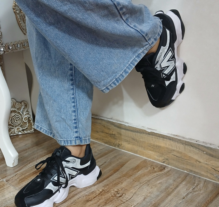 کتونی زنانه