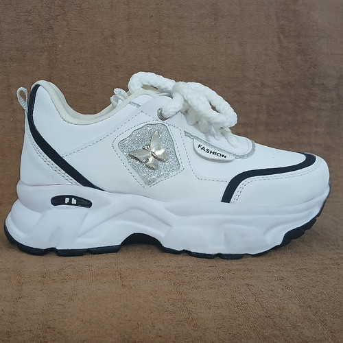 کتونی پروانه