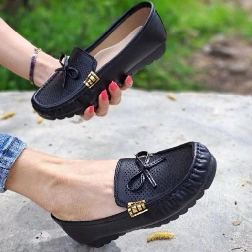 کفش پاپیونی