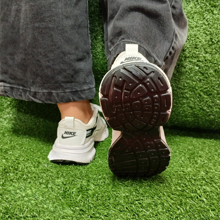 کتونی لژدار